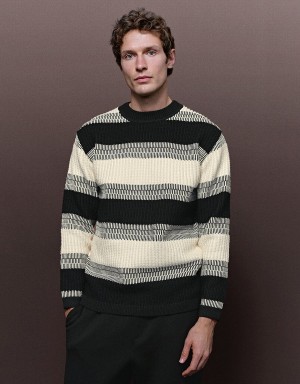 Cardigan Urban Revivo Crew Neck Rayé Tricoté Homme Blanche Noir Grise | NBE5412MP