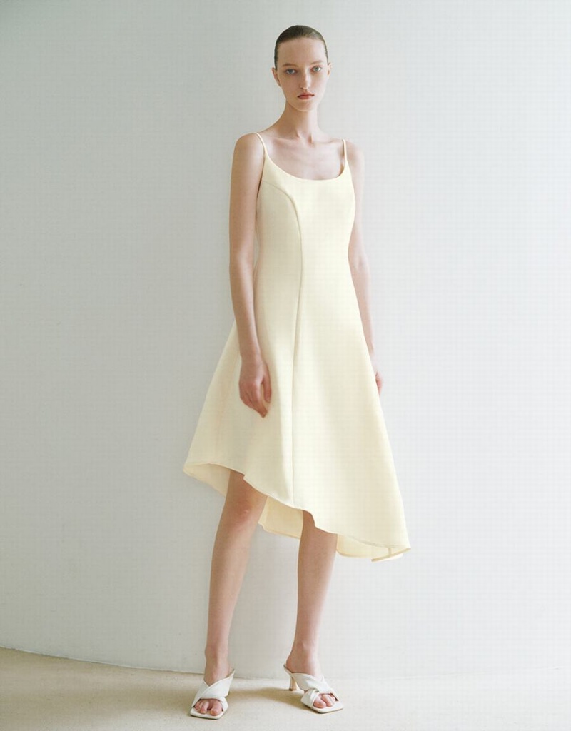 Peignoir Urban Revivo Asymmetric Off-Shoulder A-Line Cami Femme Jaune | TQR2384EI